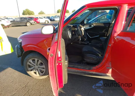 2020 Kia Soul Lx z USA, uszkodzony, nr VIN KNDJ23AU4L7722598